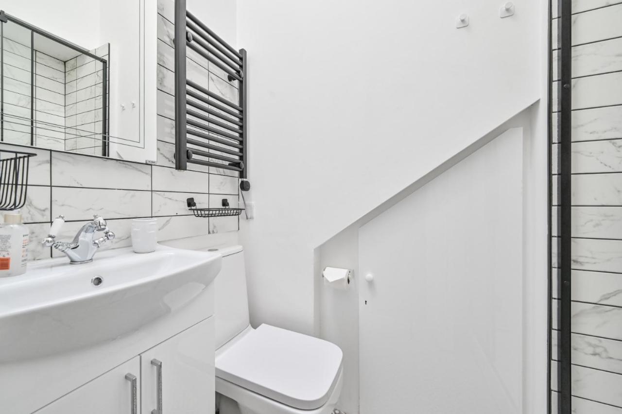 Tramontane Apartment At Hesketh Crescent Torquay Exterior photo